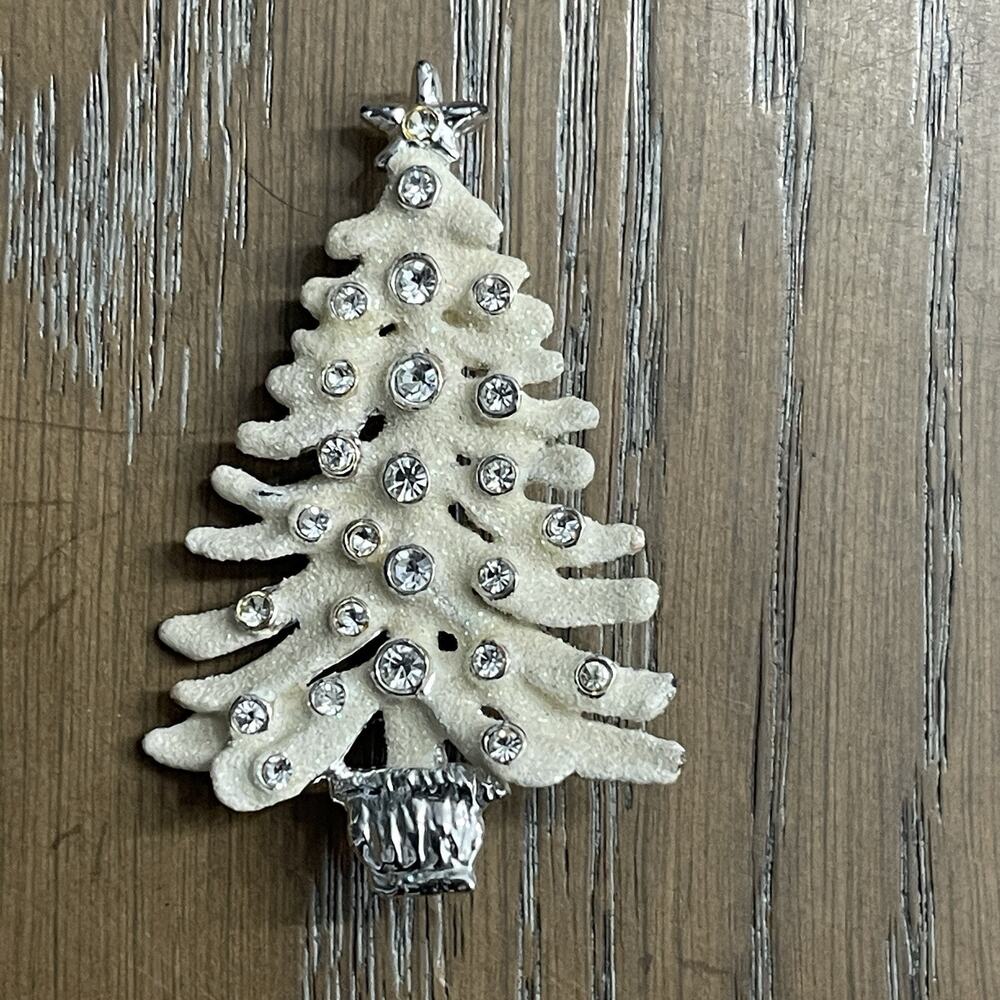 Vintage Christmas‎ Tree Brooch Pin White Star Rhinestone Holiday Festive Estate